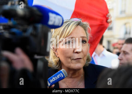 Paris, France, le 20 avril 2018. Le Front national d'organiser un rassemblement contre la politique d'immigration du Président Emmanuel Macron, en face de l'Assemblée nationale, avec un discours de Marine Le Pen Crédit : Avenir Photos/Alamy Live News Banque D'Images