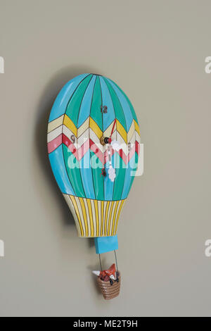 Horloge murale de montgolfières Banque D'Images