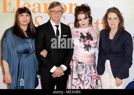 Anita Elsani, Bille August, Helena Bonham Carter et Petra Müller assister à la 'Eleanor & Colette' première mondiale à la Lichtburg le 19 avril;2018 à Essen, Allemagne. Banque D'Images