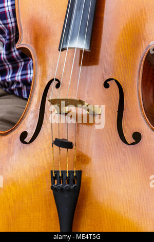 Close up d'une contrebasse dans Kotor Banque D'Images