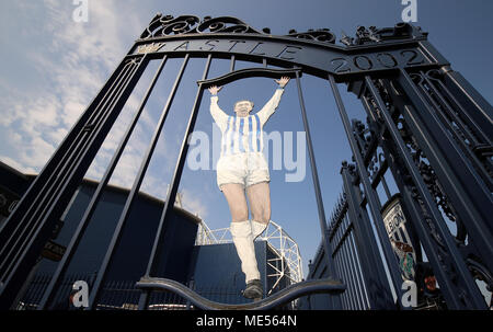 Vue générale de la Jeff Astle gates à l'extérieur du stade avant la Premier League match à The Hawthorns, West Bromwich. Banque D'Images