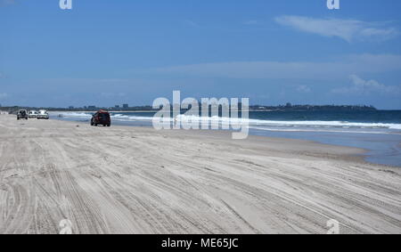 Bribie Island, Australie - Dec 29, 2017. Plage de l'océan pendant plus tendance sur une journée ensoleillée à Woorim, Bribie Island, Australie. Paysage horizontal de t Banque D'Images