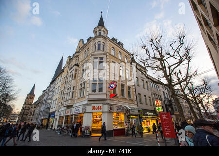 Les bâtiments autour du centre-ville de Bonn, Rhénanie du Nord-Westphalie, Allemagne. Banque D'Images