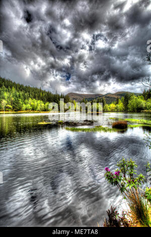 Village de Glencoe, l'Écosse. Vue artistique du Lochan Glencoe, situé à la périphérie de Glencoe village. Banque D'Images