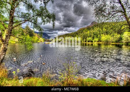 Village de Glencoe, l'Écosse. Vue artistique du Lochan Glencoe, situé à la périphérie de Glencoe village. Banque D'Images