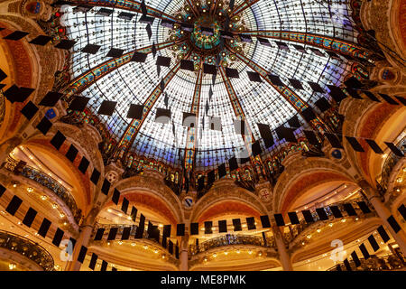 Paris, France, toit en dôme des Galeries Lafayette à Paris Banque D'Images