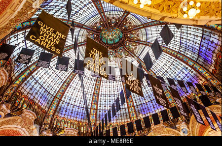 Paris, France, toit en dôme des Galeries Lafayette à Paris Banque D'Images