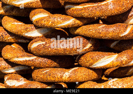 Arrière-plan dans le bagel traditionnel turc simit ambulante. Banque D'Images