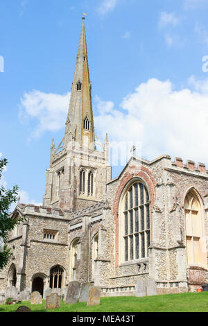 Église paroissiale de Saint Jean Baptiste avec Notre Dame et St Laurence, Thaxted, Essex, Angleterre. Banque D'Images