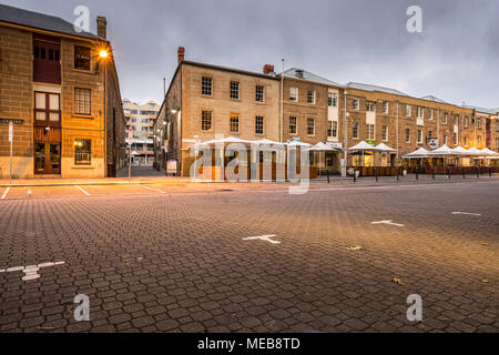 Salamanca Place, sur un matin gris, Point de batterie, Hobart Banque D'Images