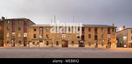 Salamanca Place, sur un matin gris, Point de batterie, Hobart Banque D'Images