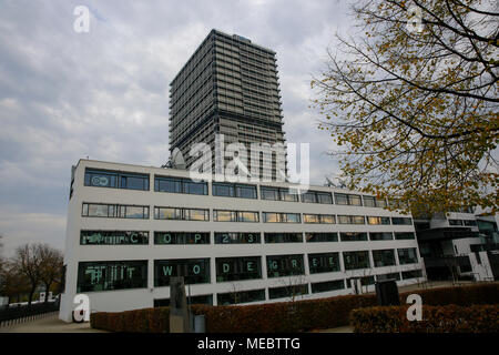 Deutsche Welle et siège de l'édifice des Nations Unies à Bonn, Rhénanie du Nord-Westphalie, Allemagne. Banque D'Images