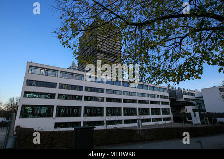Deutsche Welle et siège de l'édifice des Nations Unies à Bonn, Rhénanie du Nord-Westphalie, Allemagne. Banque D'Images