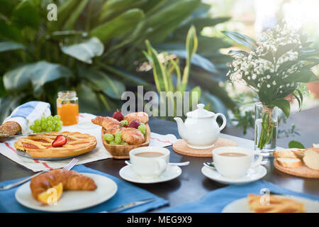 Table servie Banque D'Images