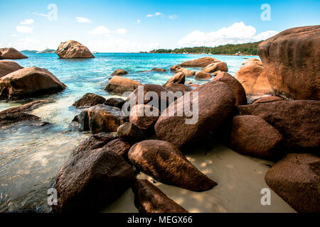 Seychelles- belle plage rocheuse Banque D'Images