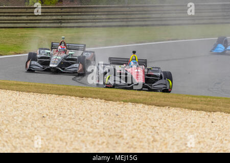 Birmingham, Alabama, USA. 22 avr, 2018. ROBERT WICKENS (6) du Canada apporte sa voiture à travers les virages au cours de la Honda Indy Grand Prix de l'Alabama à Barber Motorsports Park à Birmingham en Alabama. Crédit : Walter G Arce Sr Asp Inc/ASP/ZUMA/Alamy Fil Live News Banque D'Images