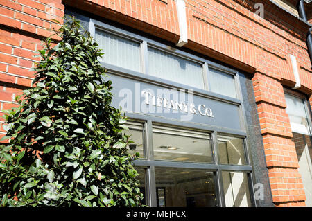 L'extérieur de la maison Tiffany & Co à Sloane Square, Londres Banque D'Images