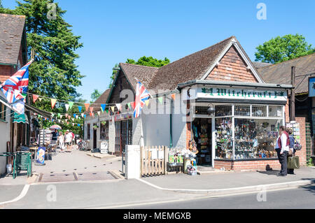 Boutique de sorcellerie, le Mall, Ringwood Road, Burley, Hampshire, Angleterre, Royaume-Uni Banque D'Images
