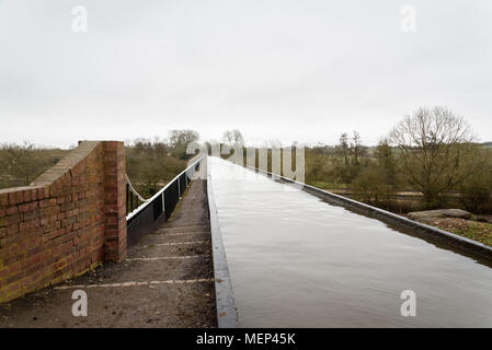 Le canal à côté de l'Aqueduc Edstone Banque D'Images