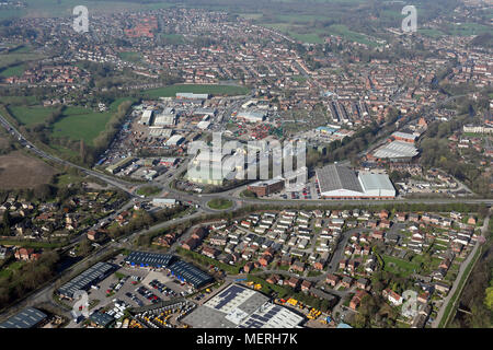 Vue aérienne de zones industrielles sur le côté est de Ripon, Yorkshire du Nord Banque D'Images