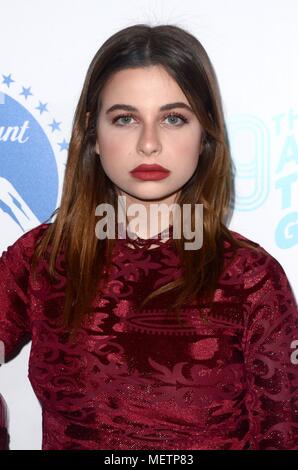 Los Angeles, CA. Apr 21, 2018. Ellise Gitas arrivées au 9e Gala annuel de la soif, Beverly Hilton Hotel, Los Angeles, CA, 21 avril 2018. Credit : Priscilla Grant/Everett Collection/Alamy Live News Banque D'Images