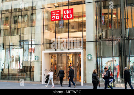 Magasin Uniqlo sur la Cinquième Avenue à New York. Banque D'Images