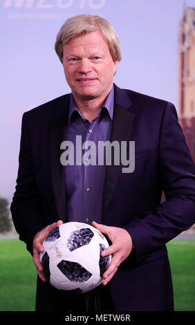 23 avril 2018, l'Allemagne, Hambourg : ZDF expert pour la coupe du monde de football 2018 en Russie, Oliver Kahn, lors d'une pousse de photo avant une conférence de presse de l'ARD et ZDF concernant la coupe du monde. Photo : Christian Charisius/dpa Banque D'Images