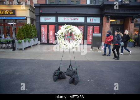 Boston, Massachusetts, USA. Apr 15, 2018. Protestation arménienne sur le 103 anniversaire du génocide à l'Tukish consulat de Boston. Credit : Kenneth Martin/ZUMA/Alamy Fil Live News Banque D'Images