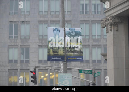 Boston, Massachusetts, USA. Apr 15, 2018. Protestation arménienne sur le 103 anniversaire du génocide à l'Tukish consulat de Boston. Credit : Kenneth Martin/ZUMA/Alamy Fil Live News Banque D'Images