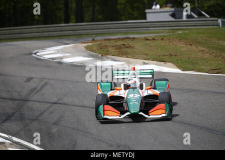 Birmingham, Alabama, USA. Apr 23, 2018. René BINDER (32) de l'Autriche les luttes pour l'emploi par l'intermédiaire d'active au cours de la Honda Grand Prix de l'Alabama à Barber Motorsports Park à Birmingham, Alabama. Crédit : Justin R. Noe Asp Inc/ASP/ZUMA/Alamy Fil Live News Banque D'Images