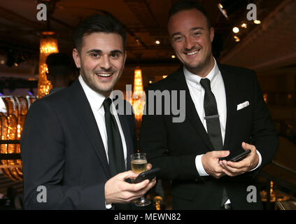 Les clients sont invités aux PFA Awards 2018 du Grosvenor House Hotel, Londres.APPUYEZ SUR ASSOCIATION photo.Date de la photo: Dimanche 22 avril 2018.Voir PA Story soccer PFA.Le crédit photo devrait se lire comme suit : John Walton/PA Wire Banque D'Images