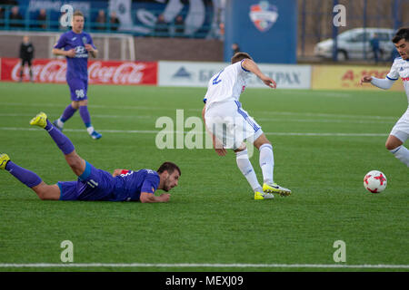 MINSK, BELARUS - 7 avril, 2018 : joueurs de football au cours de la Premier League match de football entre le FC Dynamo Minsk et Isloch FC au FC Stade de Minsk. Banque D'Images