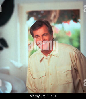 Hart aber herzlich : Retour sur l'aka. Pour Hart Hart renvoie, TV Film USA 1993 Regie : Peter Hunt acteurs : Jonathan Hart (Robert Wagner) Banque D'Images