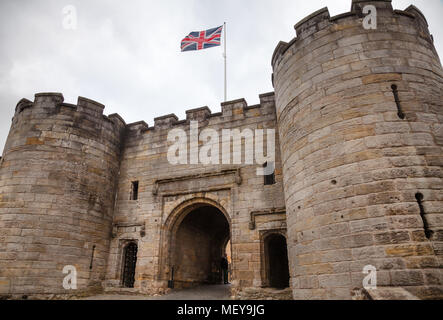 STIRLING, UK - Aug 11, 2012 : Le Forework, d'un châtelet d'entrée à la partie principale de la Stirling Castle Banque D'Images