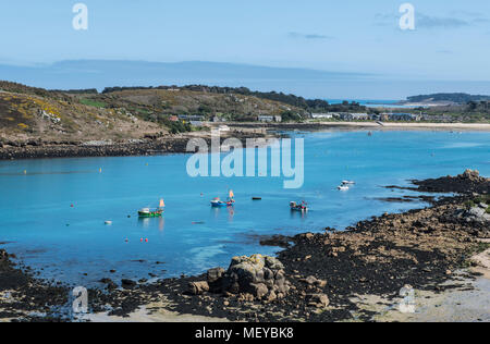 Voir l'ensemble de Bryher Tresco Tresco à Canal, Isles of Scilly Banque D'Images