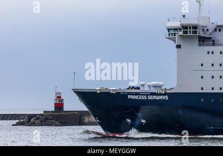 Princess Seaways Ferry, la compagnie maritime danoise DFDS, s'exécute à partir du port d'Ijmuiden, en Hollande du Nord, Pays-Bas, Route Ijmuiden à Newcastle Banque D'Images