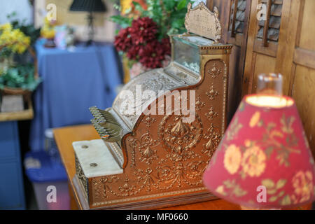 Images de meubles anciens 313 National cash register, fabriquée en 1912. Banque D'Images