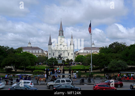 Jackson Square Park et la Cathédrale Saint Louis, La Nouvelle-Orléans, Louisiane Banque D'Images