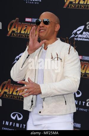 Los Angeles, CA, USA. Apr 23, 2018. Vin Diesel au niveau des arrivées de l'INFINI : Premiere guerre - Partie 2, Hollywood, Los Angeles, CA, 23 avril 2018. Credit : Elizabeth Goodenough/Everett Collection/Alamy Live News Banque D'Images