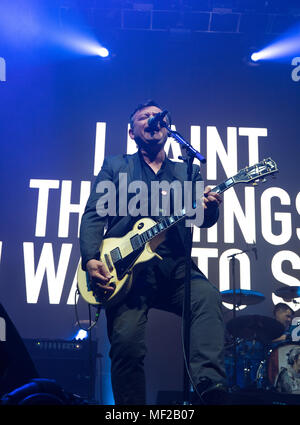 Newcastle, Royaume-Uni. 23 avril 2018. Manic Street Preachers vivre au Metro Radio Arena, Newcastle. 23 mars 2018 Crédit : Tracy Daniel/Alamy Live News Banque D'Images