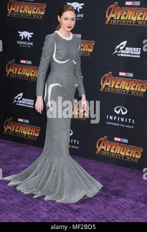 Los Angeles, Californie, USA. Apr 23, 2018. 23 avril 2018 - Los Angeles, California USA - Actrice KAREN GILLAN lors de la première mondiale de ''Les Studios Marvel Avengers Infinity War'' tenue à l'El Capitan Theatre, Hollywood, Los Angeles. Crédit : Paul Fenton/ZUMA/Alamy Fil Live News Banque D'Images