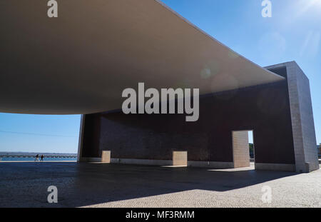 Portugal, Lisbonne, Parque das Nacoes, architecture moderne Banque D'Images