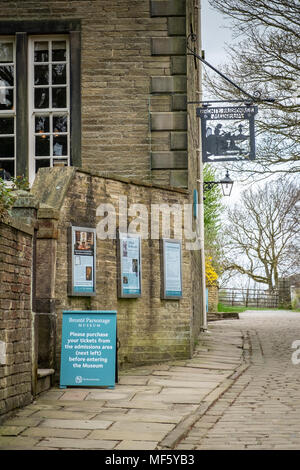 Le Bronte Parsonage Haworth, Village, West Yorkshire, Angleterre Banque D'Images