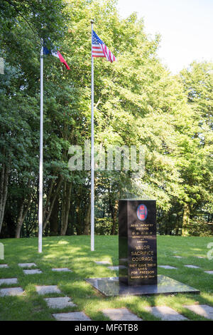 War Memorial et viewpoint à Mortain, en Normandie France Banque D'Images