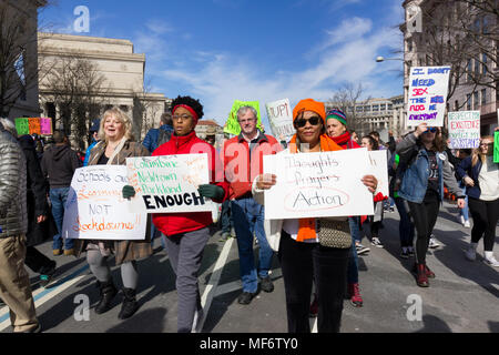 Pour notre vie mars rassemblement contre la violence par arme à feu le 24 mars 2018 à Washington, DC. Banque D'Images