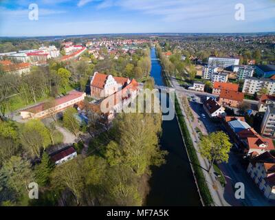 Vue aérienne du château médiéval des chevaliers teutoniques à Gizycko, Pologne (ex-Loetzen, la Prusse orientale) Banque D'Images