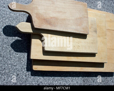 Ancienne table à pétrir sur une table d'en haut avec l'espace de texte libre Banque D'Images