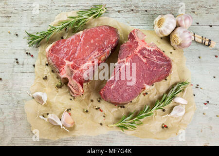 Dry-brutes de T-bone steaks Banque D'Images