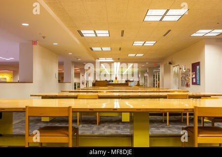 SAN ANTONIO, TEXAS - MATCH 26, 2018 San Antonio - Bibliothèque centrale, la branche principale de la bibliothèque publique. Banque D'Images