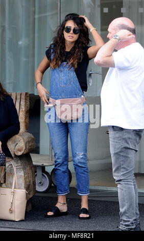 Michelle Keegan dehors et environ du Mondrian Los Angeles avec son mari Mark Wright et ses parents avec : Michelle Keegan, Michael Keegan Où : West Hollywood, California, United States Quand : 24 mars 2018 Source : WENN Banque D'Images